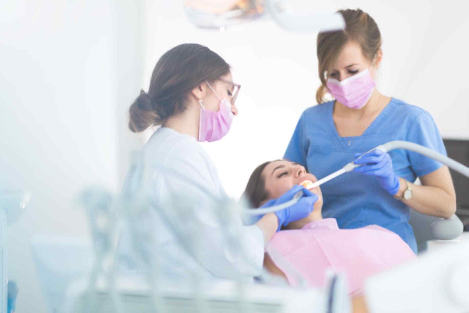 https://emergencydentisttempe.com/wp-content/uploads/2020/02/about_us_background.jpg